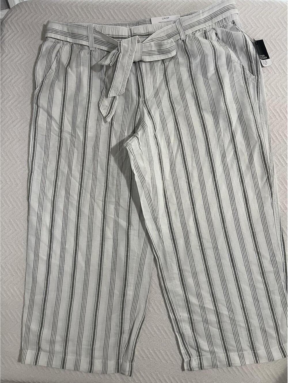 Liz Claiborne striped cropped pants linen cotton white green stone stripe women